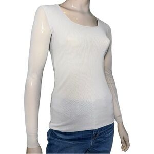 D.EXTERIOR NWT Women’s Size S Light Gray Mesh Long Sleeve Crewneck Top